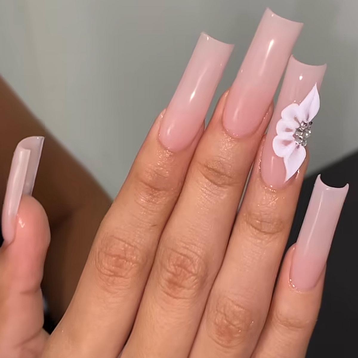 

Rhinestone Flower Solid Color Wearable Nail Tips - Finished Faux Manicure Nails