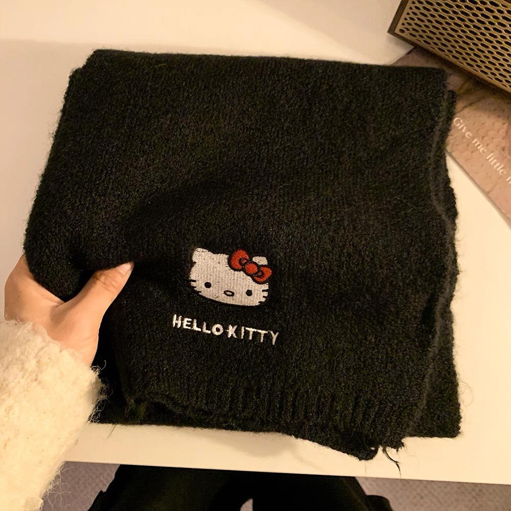 Internet Celebrity Knitted Love Scarf Female Autumn and Winter Black and White Plaid Soft Student Cute Thickened Scarf Couple