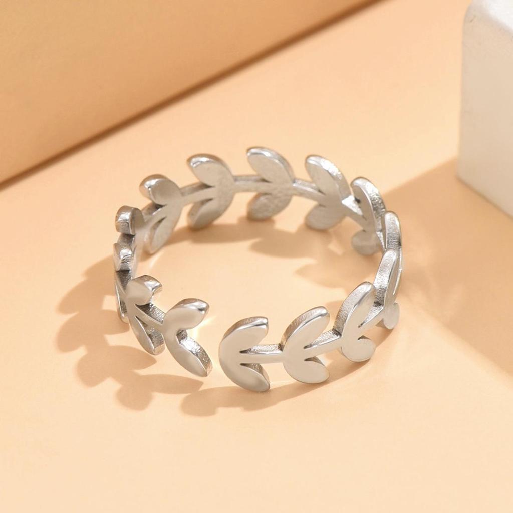 Elegant Adjustable Stainless Steel Leaf Ring for Women - Colorfast Jewelry