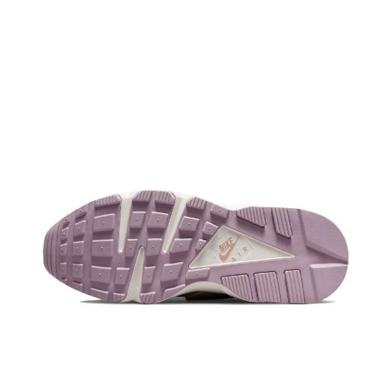 Nike Air Huarache 'One Mile Social Club' DQ4990-104 Damenschuhe