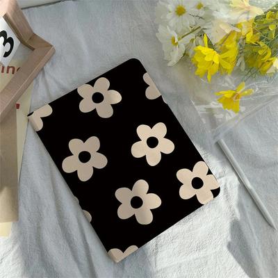 Papatya Çiçekleri Kalem Tutuculu Ipad Kılıfı