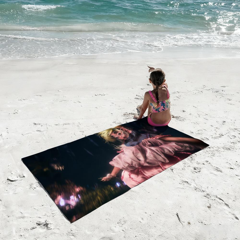 Singer M-Melanie Portals M-Martinez Towel Soft Lightweight Anti-Sand Large Beach Towel Quick-Drying Bath Sports Family
