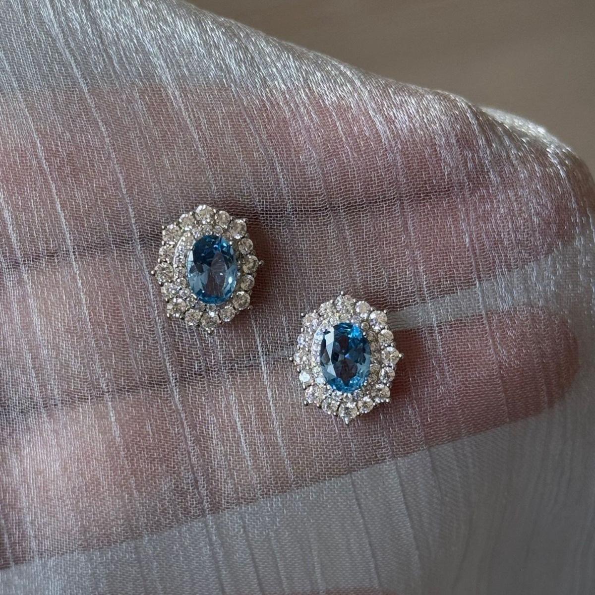 Sea Blue Zircon and Diamond Stud Earrings in S925 Silver Plated White Gold S925 Silver