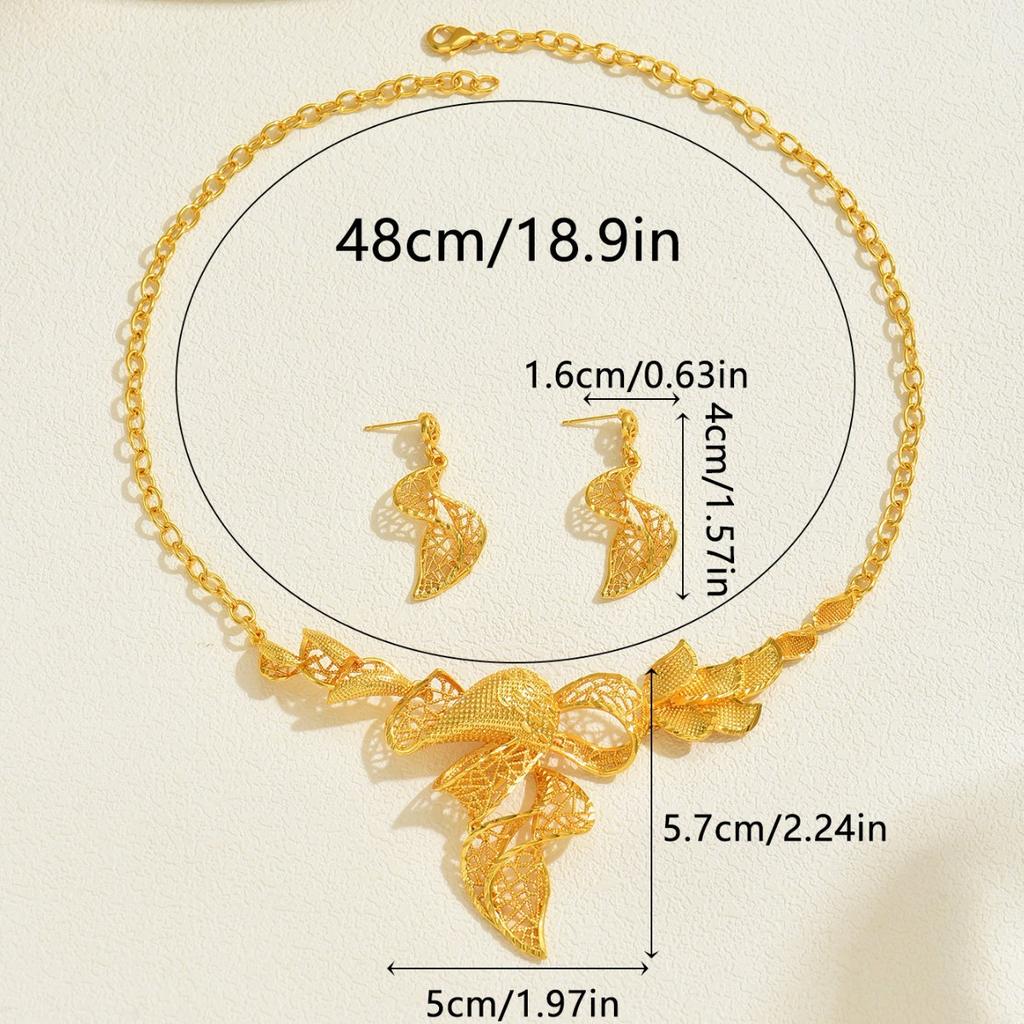 Women's Earrings Necklace Set Geometric Wrinkled Twisted Design Metal Long Clavicle Chain for Women