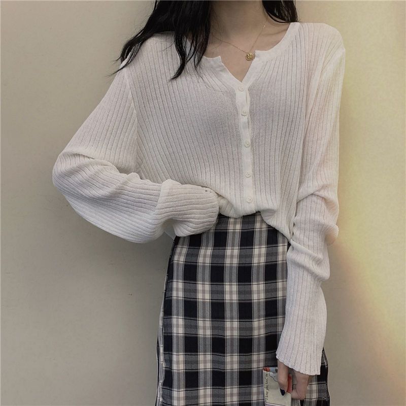 Korean Style Long Sleeve Knitted Cardigan for Women Outerwear College Style Casual Knitted Sweater Thin Coat for Spring and Autumn Seasons