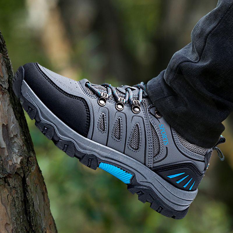 Men's Non-Slip Hiking Shoes: Wear-Resistant, Travel-Ready, Autumn/Winter, Height-Boosting, Ideal for Middle-Aged Travelers.