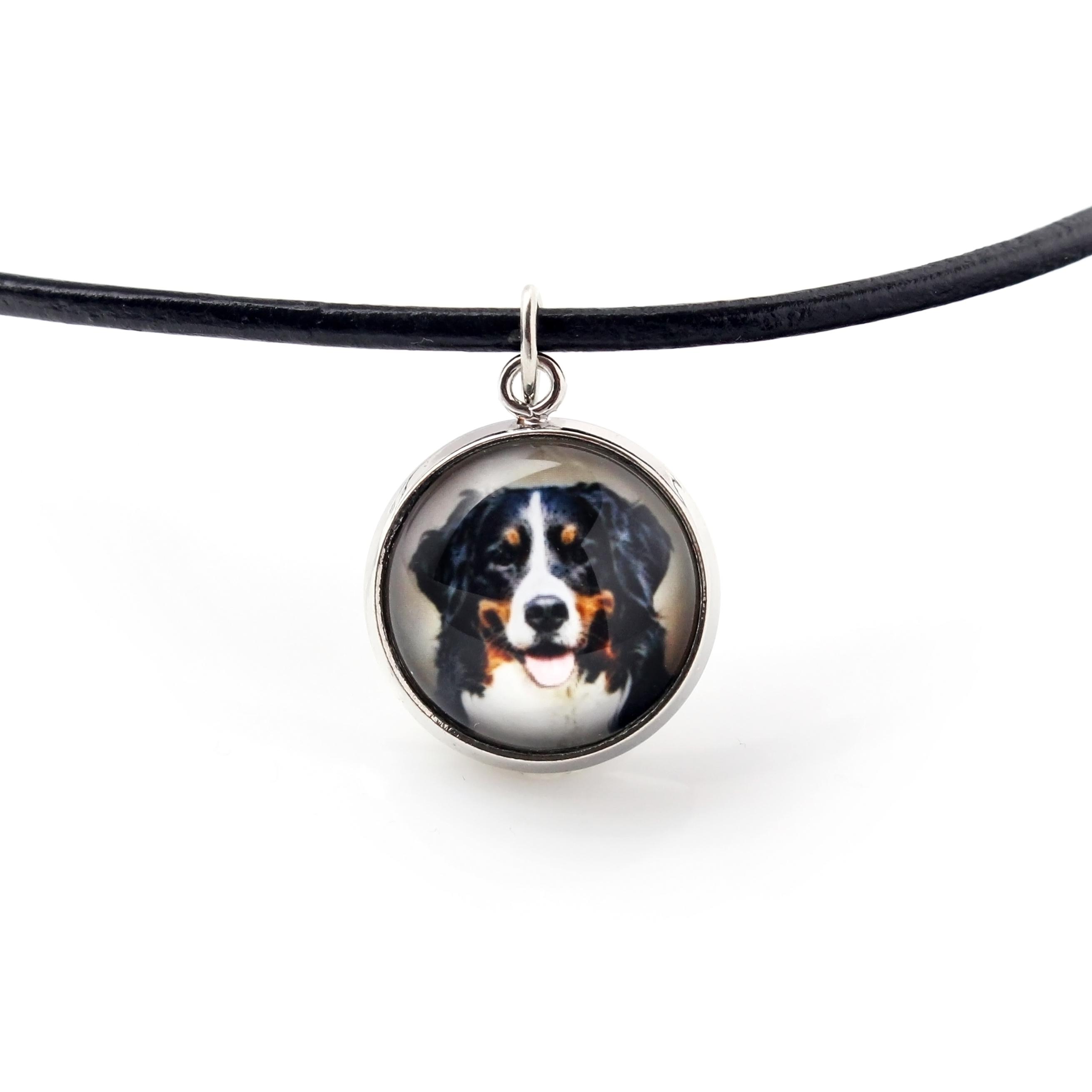 

Bernese Mountain Dog, Berner Sennenhund - necklace pendant with your photo, handmade, handcrafted jewelry by Art-Dog brand срібний