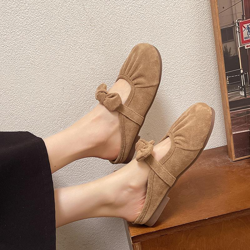 Koreanische Retro-Ein-Pedal-Weichsohlen-Frühjahrsneuheiten Doudou-Schuhe machen die Füße nicht müde Mary Jane Pendeltasche Schleife am Zeh Pantoletten