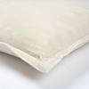 Coussin en velours de coton écru 40x40
