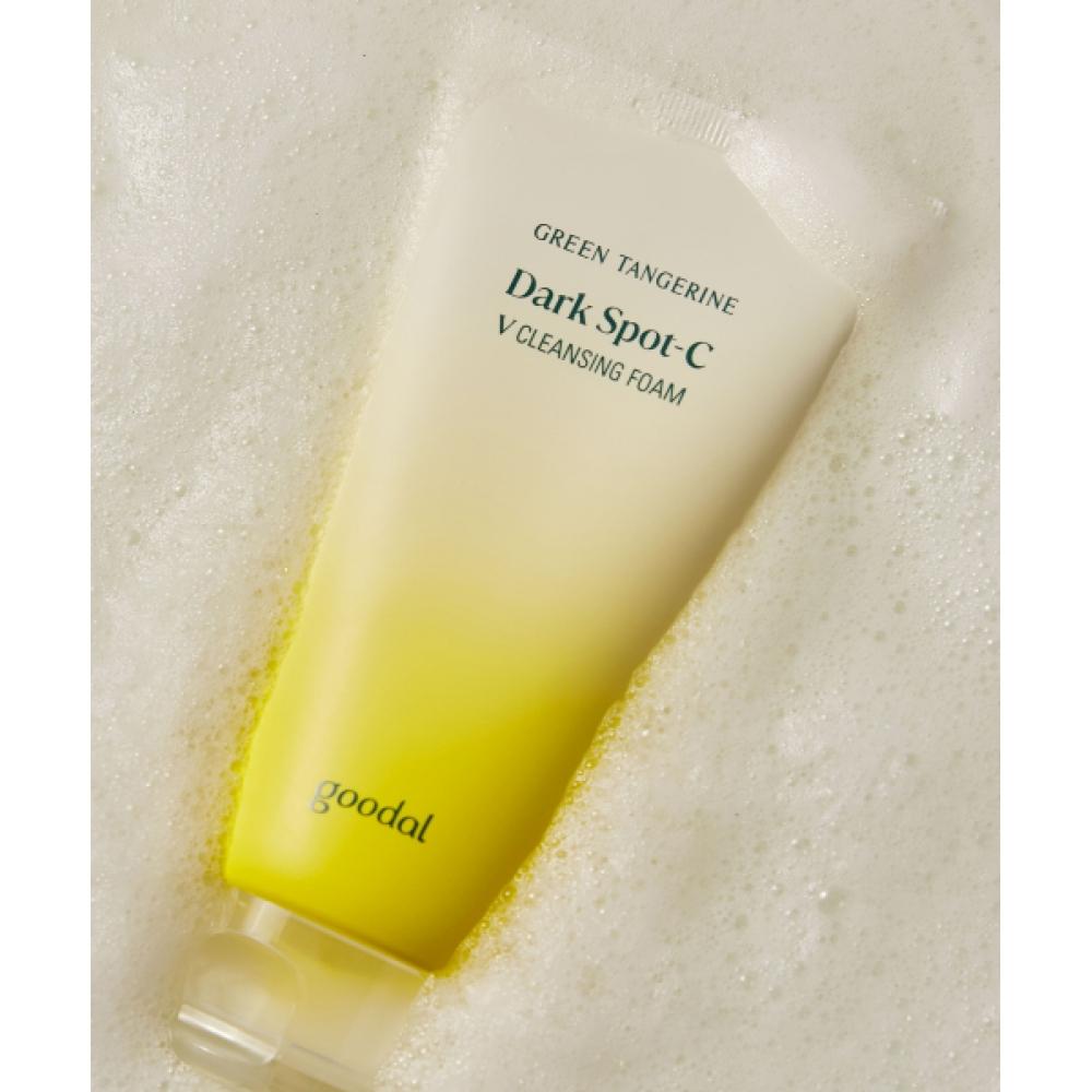 

Пенка для умывания Goodal Green Tangerine Vita C Cleansing Foam 150ml FREE