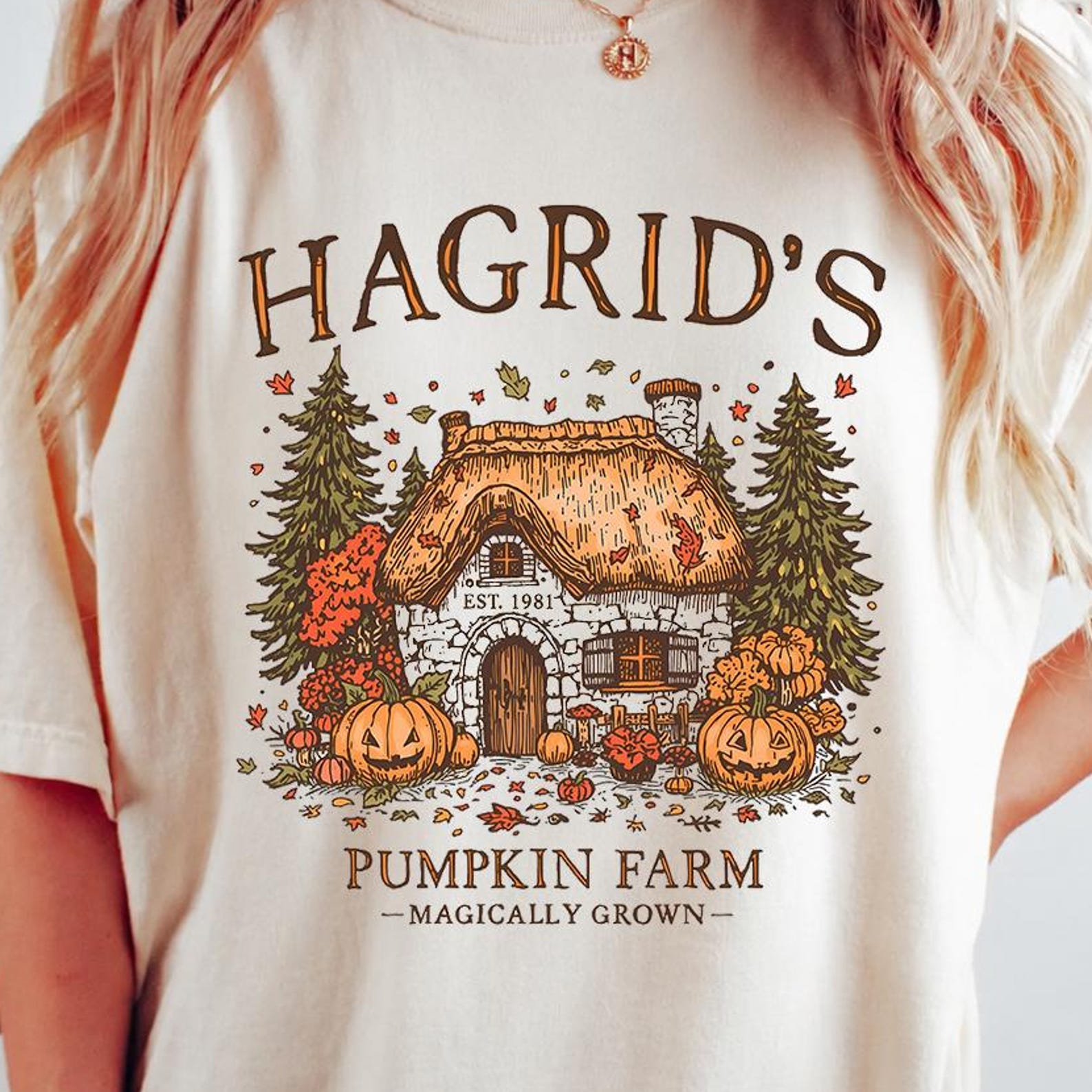 Hagrid s Pumpkin Farm T-Shirt: Pumpkin Farm Graphic Shirt, Cottagecore Fall Tee, Magical Harvest Shirt, Autumn Pumpkin Patch T-Shirt L