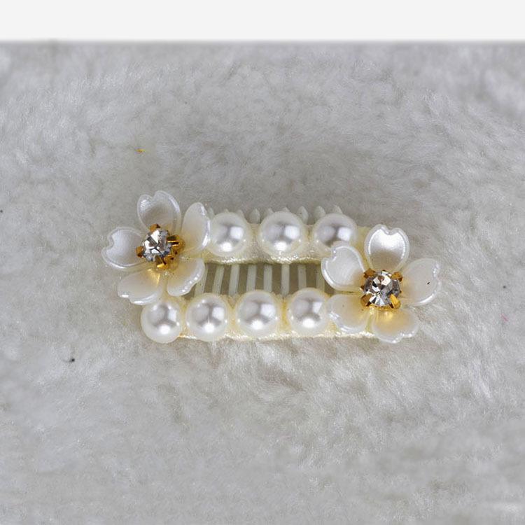 Dream Princess Rhinestone Hair Clip for Yorkshire Terrier & Maltese Puppies - Shiny Pet Accessory