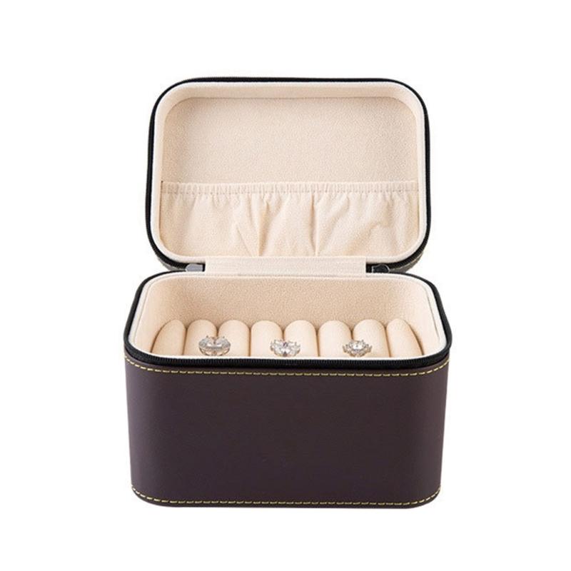 

Travel Jewelry Case With Anti Scratch Interior And PU Exterior For Accessories Storage Box For Necklaces Earrings Rings