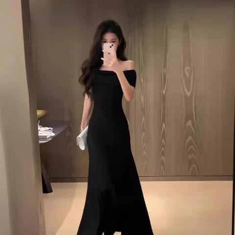 Royal Sister Style Sexy Off-the-shoulder Short-sleeved Dress Women's 2026 Summer New Slim-fitting and Thin One-word Collar Long Skirt
