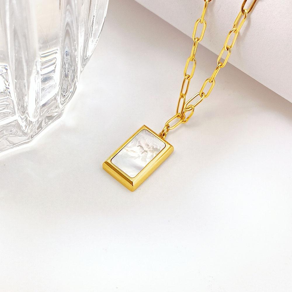 Fashion Personalized Design Square Mother Shell Necklace Popular Temperament Simple Titanium Steel Collarbone Chain Female Versatile