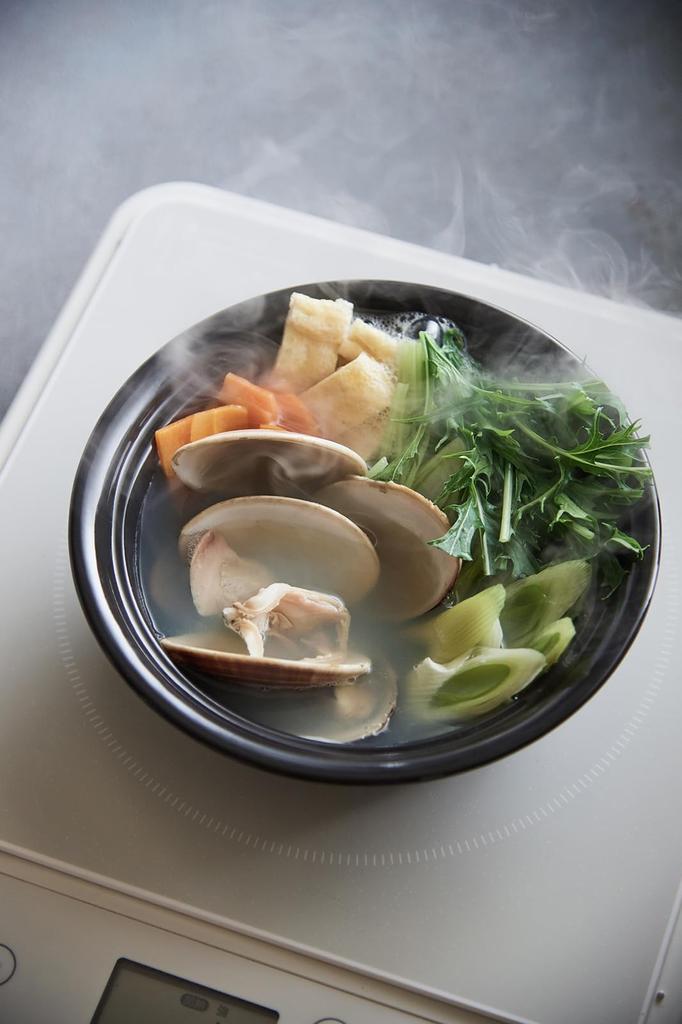 Nodahoro Enamel Single Serving Made in Individual Deep Black Heat-Resistant Pot, Gas/IH Compatible, Small, Pot, Ramen, Udon, Japan, Pot, Coconabe,