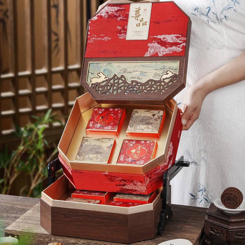 Qianli Jiangshan Mid-Autumn Mooncake Gift Box
