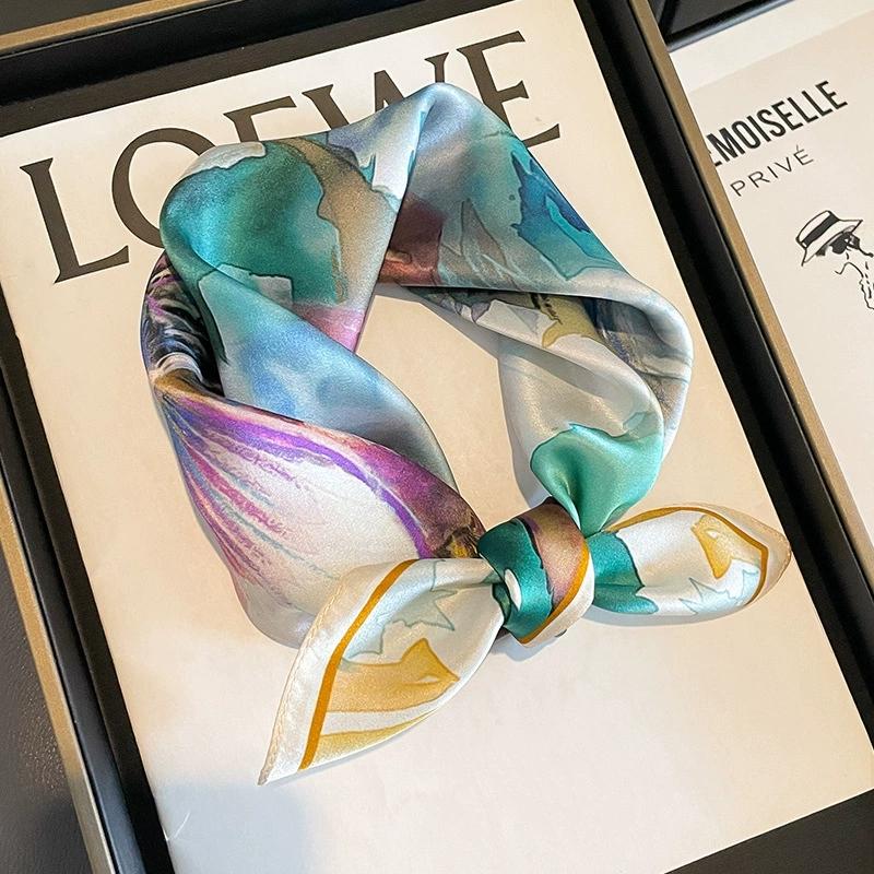 

Autumn/Winter New Oil Painting Silk Square Scarf for Women Floral Printed Mulberry Silk Hairband Neckerchief for Women 53x53cm