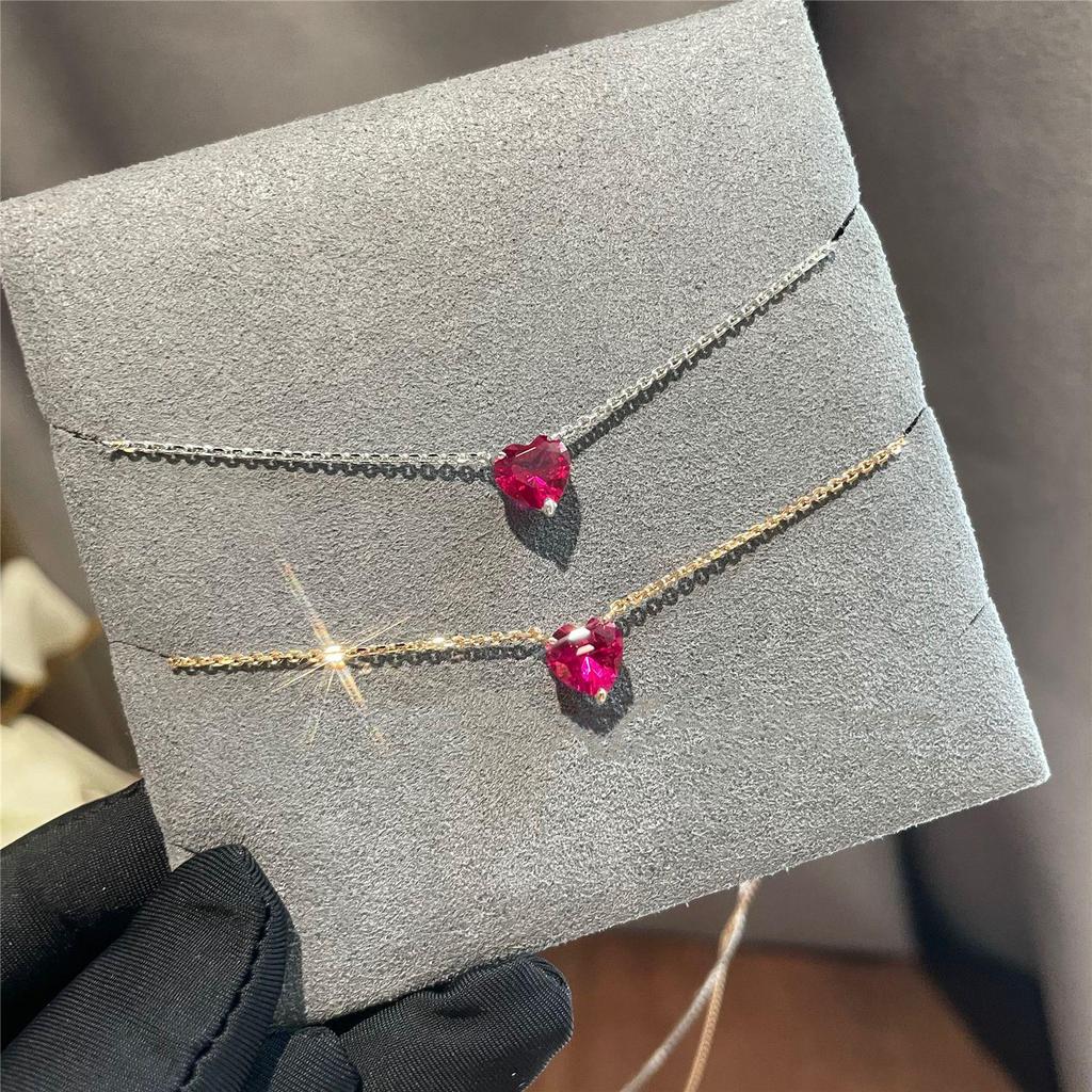 S925 Silber & 14K vergoldet Minimalistische Halskette mit rotem Korund für Damen - Japanischer & Koreanischer Stil.