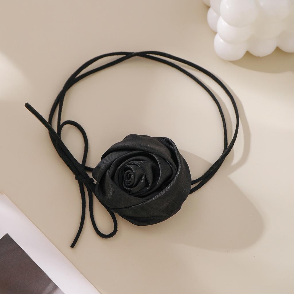 Long Rope Chains with Rose Flower Choker Necklace for Women Trendy Elegant Collar On Neck Accessories 2026 Fashion Jewelry Gifts