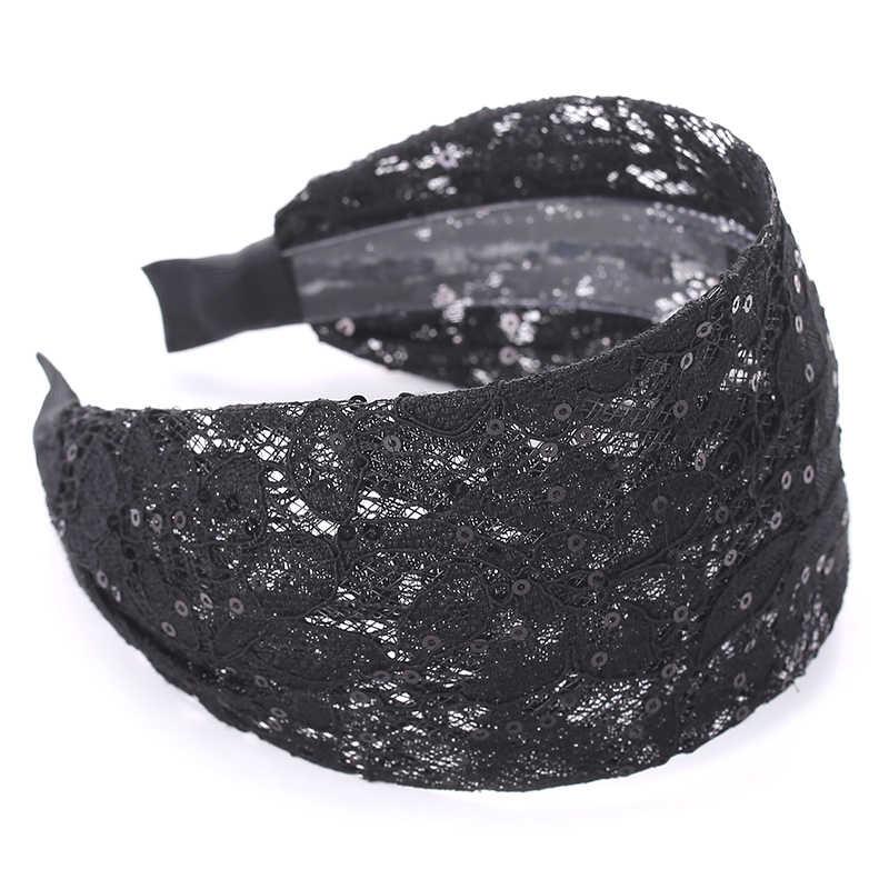 Korean Minimalist Non-Slip White Hair Headband with Teeth - Versatile Hair Accessory for Washing Face and Styling