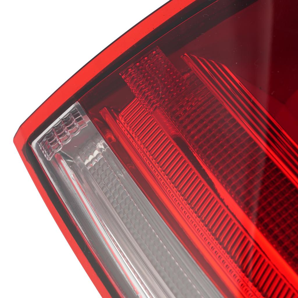 Rear Outer Right Taillight 5G0945096M For VW Golf VII MK7 1.6 TDI 2012-2017