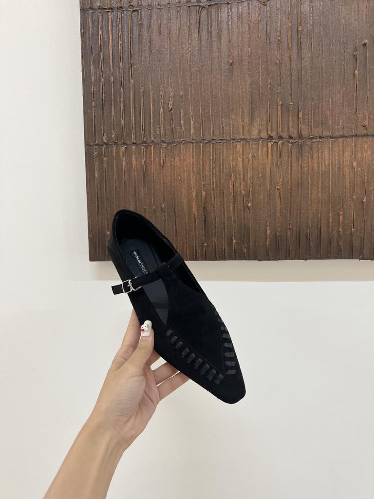 2025 neuer Herbst neue flache Sohle spitz einfach Retro Schnalle dicker Absatz Mary Jane Schuhe