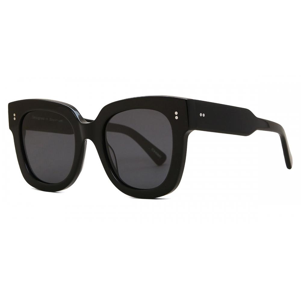 Chimi 05 Black Unisex Sunglasses
