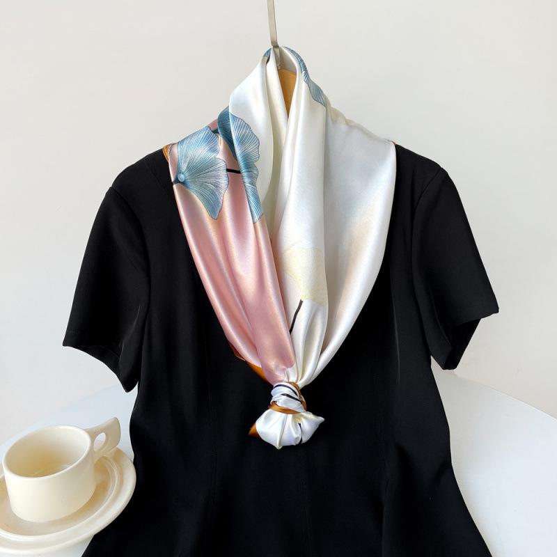 

Модный шелковый шарф 90 см Женский шарф-палантин Новый шарф с принтом в стиле колор-блок 90*90cm