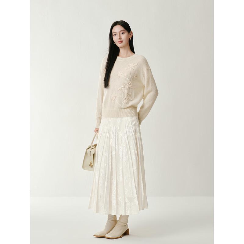 JIUZI·ANNACO Women's Elegant Magnolia Embroidered Knit Sweater