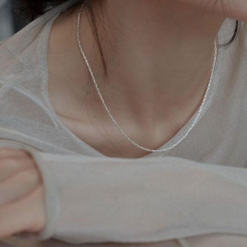 

Dawn of Me Tri-Oval Chain Necklace -