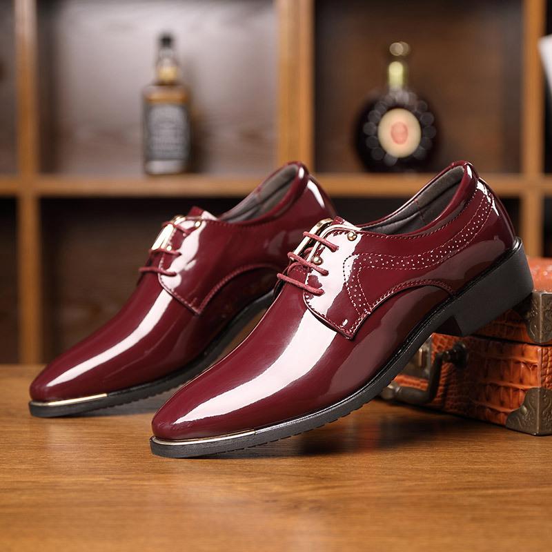 

2025 spring and autumn men s Korean version of low-top business dress leather shoes versatile glossy youth trend men s leather shoes 44