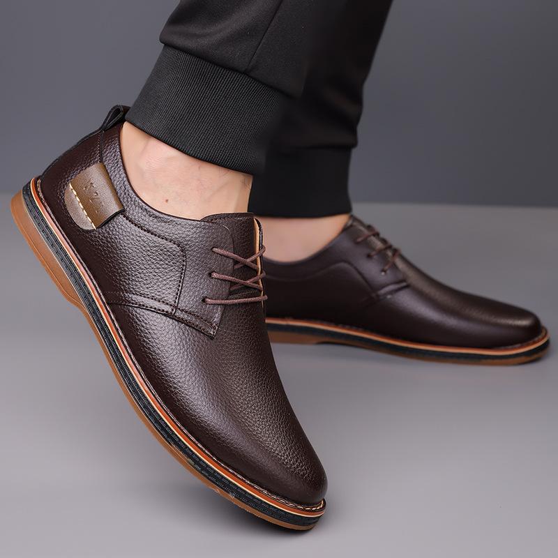 Fashion 2025Genuine Leather Men Dress Shoes Oxfords Brogue Lace Up Italian Mens Casual Shoes Luxury Brand Moccasins Loafers Plus Size