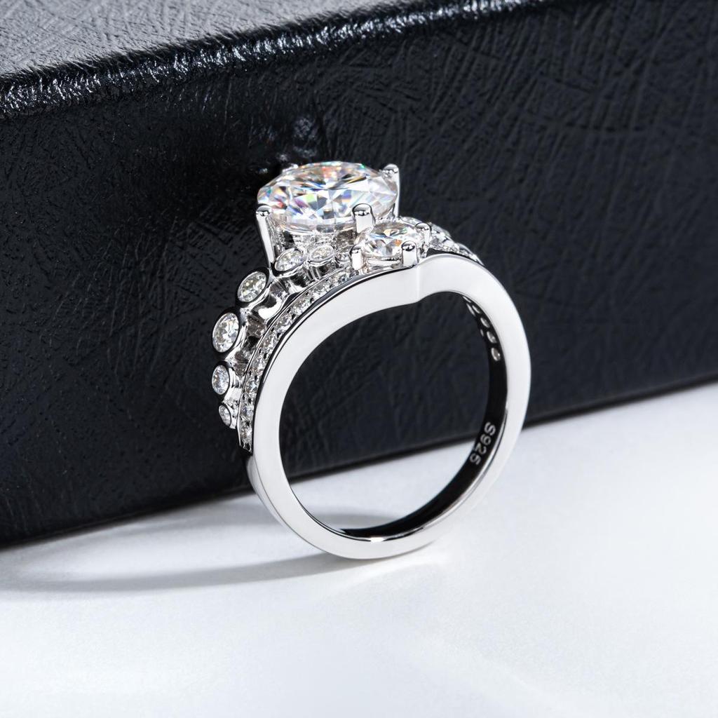 925 Sterling Silver Moissanite Crown Ring Set in 18K Gold - Light Luxury Women's Wedding Stacking Rings