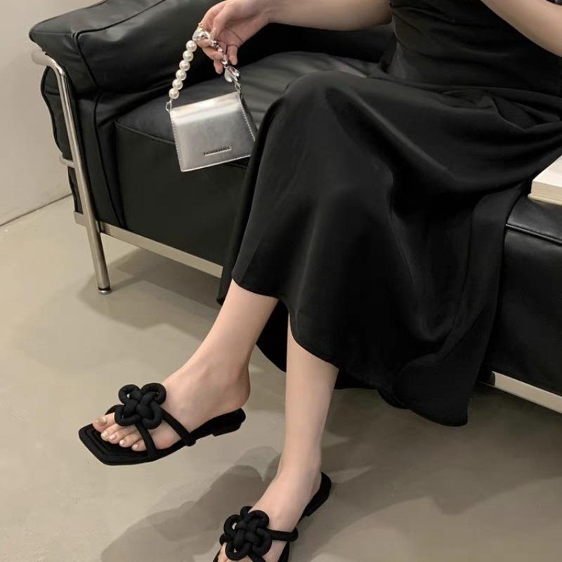 Fashion 2025Designer Summer Women Fashion Butterfly-knot Slippers Casual Open Toe Beach Vacation Slides Party Dress Shoes