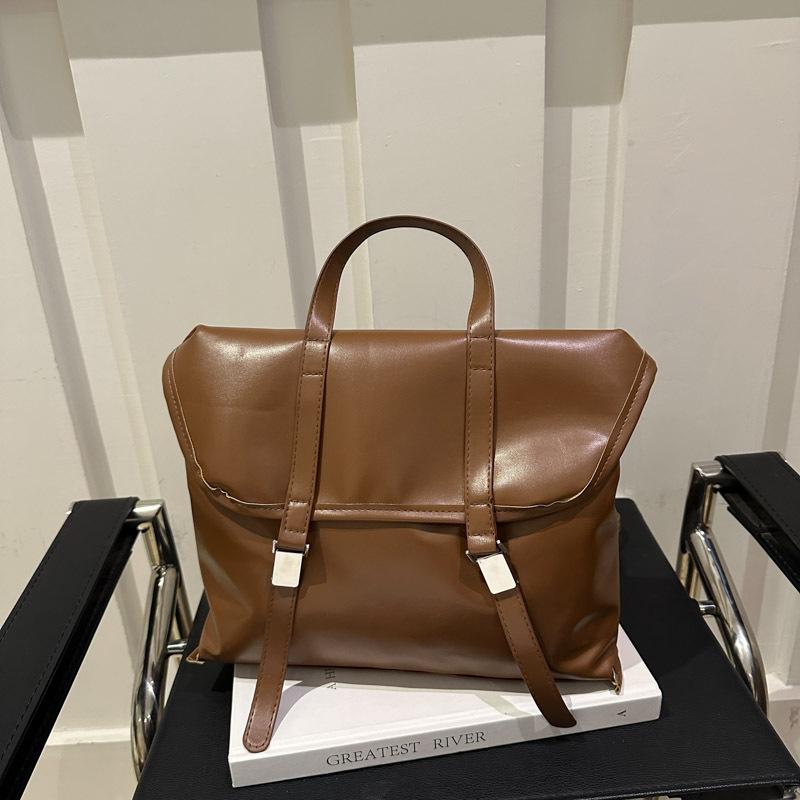 Bag 2025 winter new feeling handbag large capacity backpack bag women retro shoulder messenger bag women