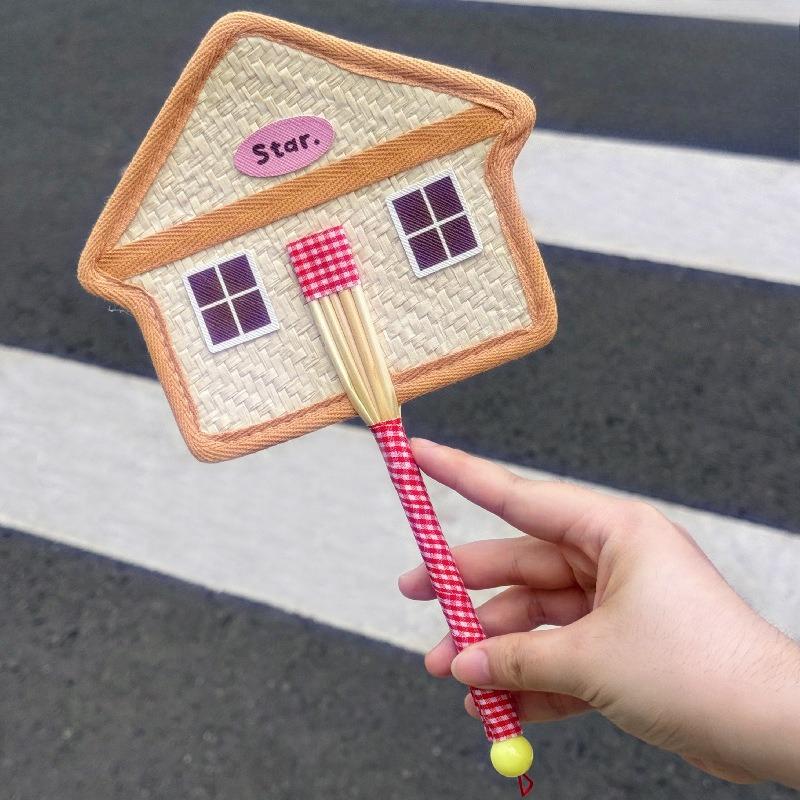 

Cute Handmade Woven Small Parasol for Women. New Summer Portable Carry-on Fan. Hand-cranked Fan. Photography Prop. помаранчевий