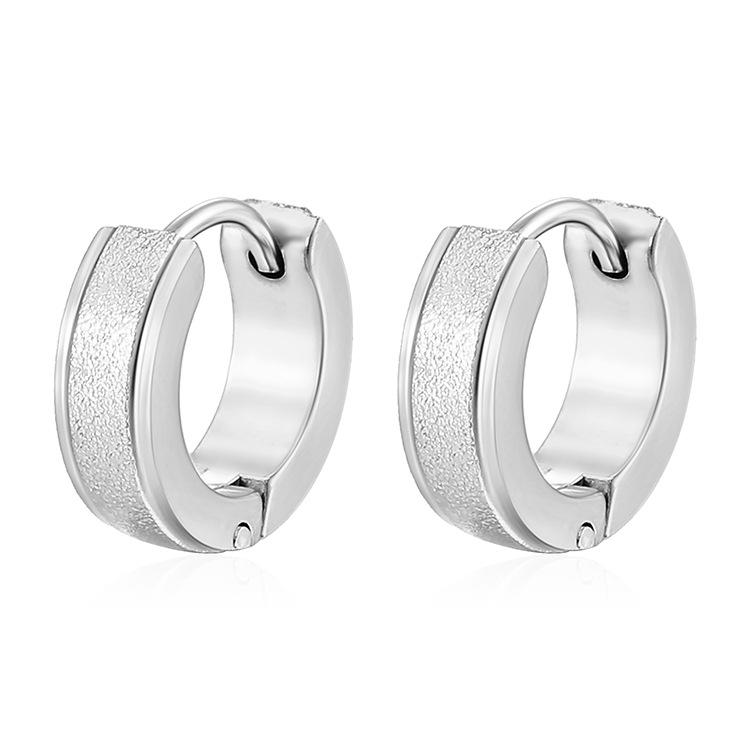 

Европейские и американские новые серьги-пряжки из нержавеющей стали в стиле хип-хоп, модные и изысканные универсальные матовые простые серьги-кольца для холодного ветра