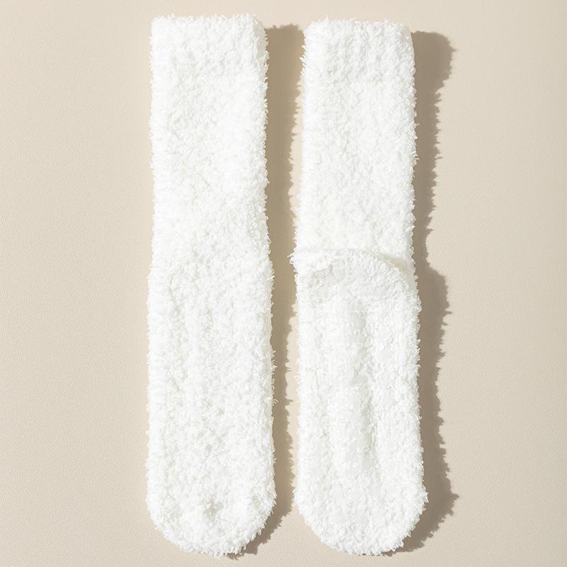 

Носки из кораллового флиса толстые, теплые и милые для женщин осенью и зимой. Это плюшевые спальные носки до середины икры для домашнего использования. 1 pair розовый