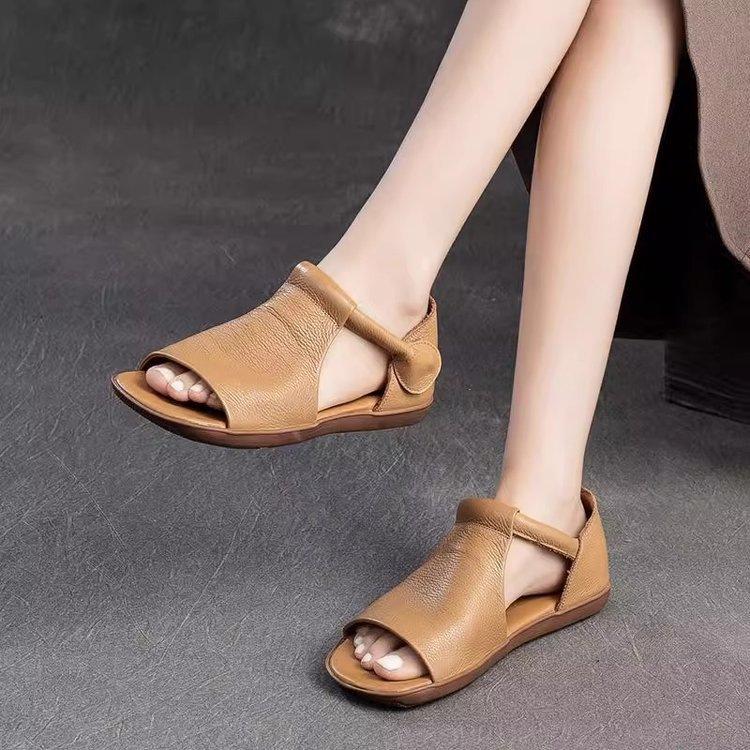 Fish mouth Roman sandals women's 2025 summer new retro style mother shoes comfortable soft bottom flat toe sandals