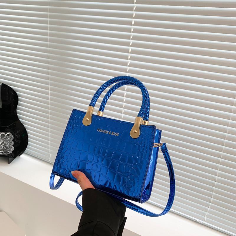 Modern And Sophisticated Small Square Handbag For Women Perfect For Street Style Fashion синий