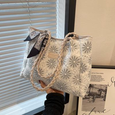 Large Capacity Bag Women's Bag 2026 New Summer Fashion Shoulder Women's Bag Casual Versatile Commuter Tote Bag