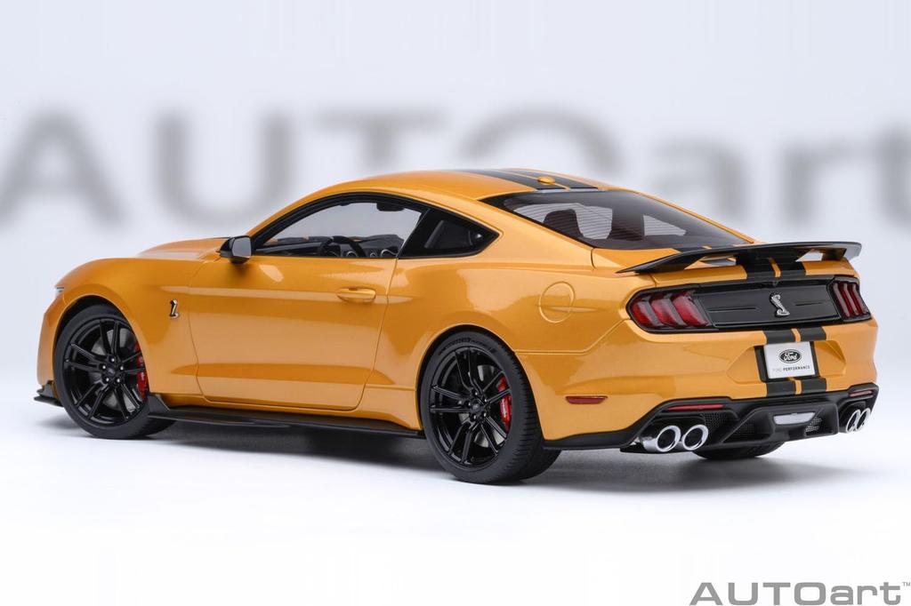 AUTOart Scale Ford Mustang Shelby GT500 Finished Product 73099 1/18 (Orange/Black Stripes)