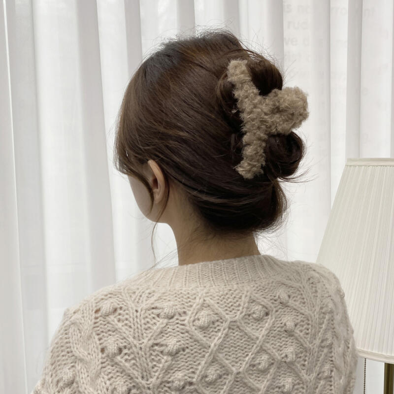 Bear Pogle Hair Clip Fur Hairpin beige