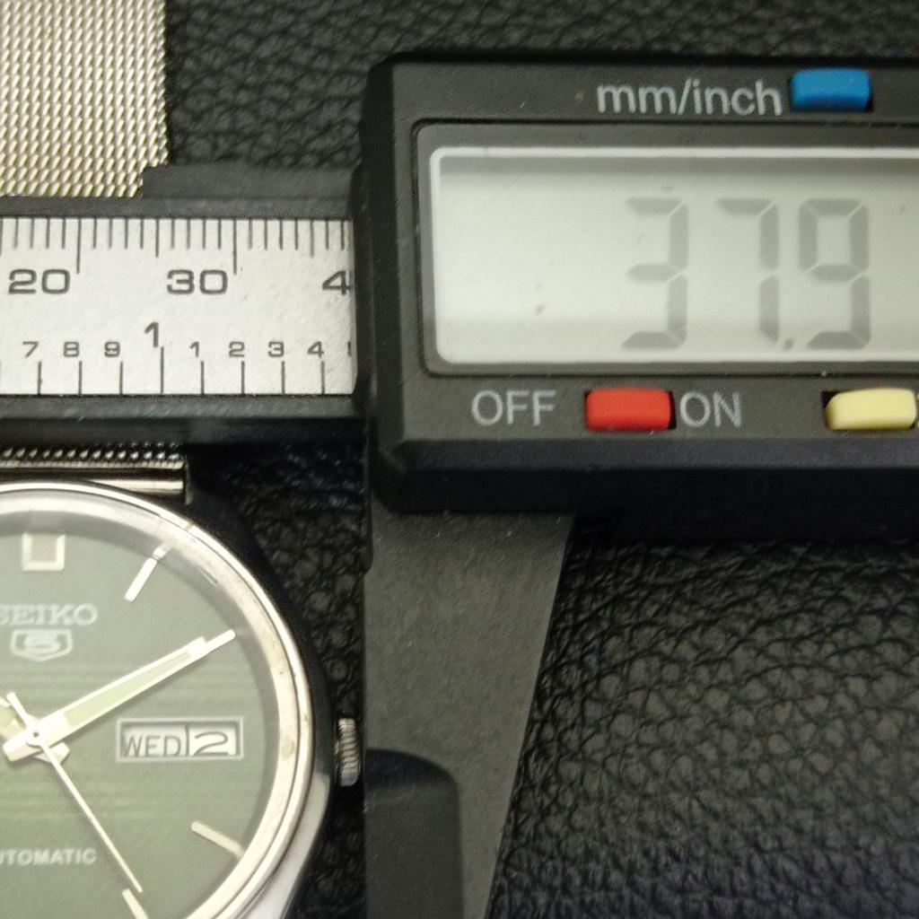 VINTAGE SEIKO 5 AUTOMATIC 6309A JAPAN MENS GREEN COLOR DIAL WATCH a701525-5 R206b-a701525