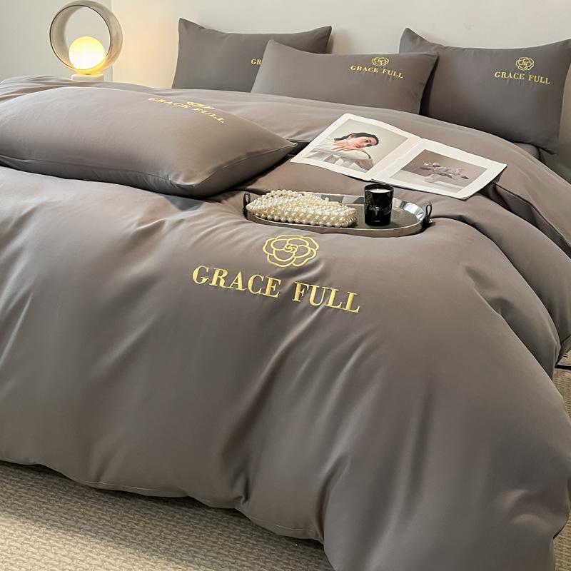 Light Luxury Polished Bedding Four-piece Set Thickened Solid Color Bed Sheet Quilt Cover Pillowcase