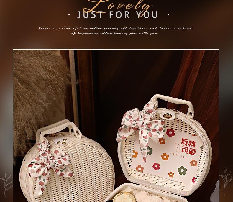 Bridal Party Souvenir: Heytea Cup for Bridesmaids and Groomsmen