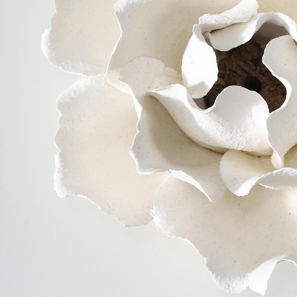 Handmade Ceramic Flower Incense Holder - Chinese Aromatherapy Diffuser Souvenir