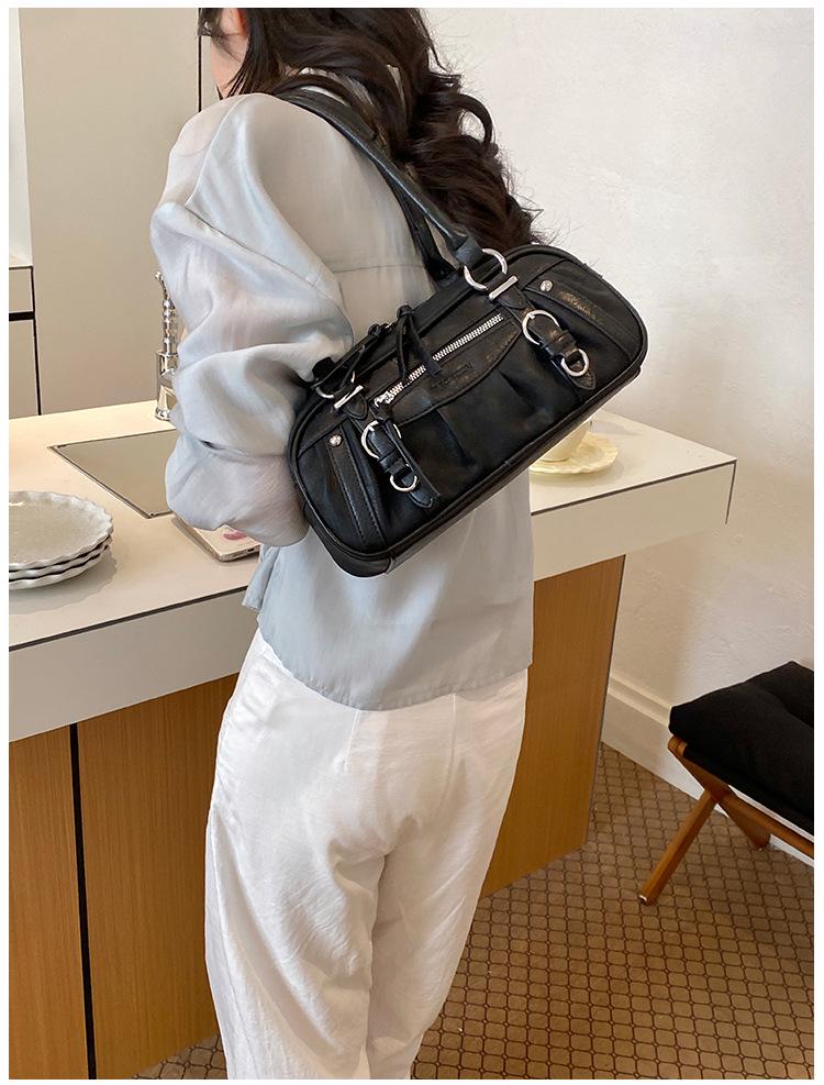 Trendy Women's Pillow Shoulder Bag - 2026 Large Capacity Underarm Fashion Handbag