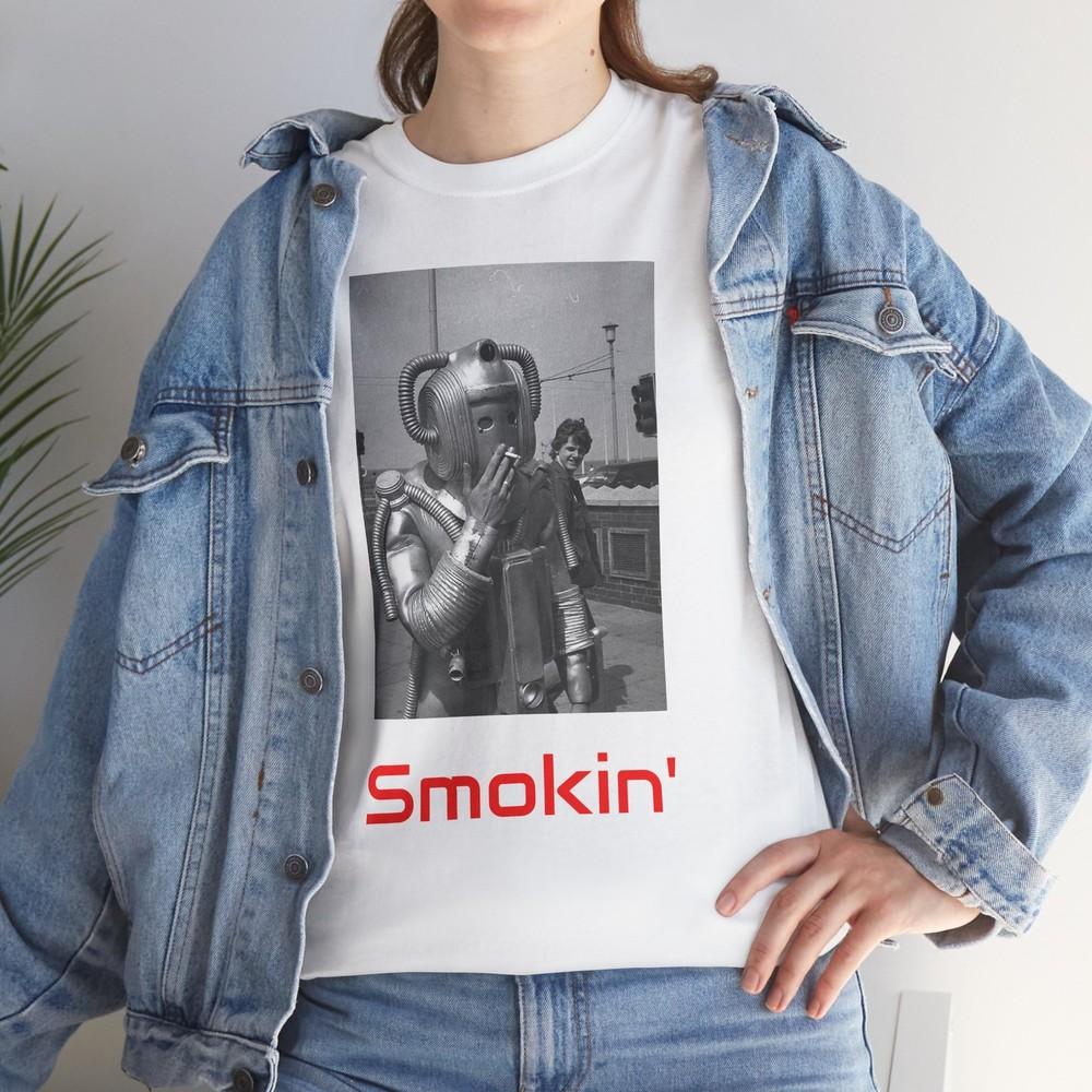 Retro Robot Smoking a Ciggie  Photo Tee | Smokin  Graphic T-Shirt Unisex T-Shirt L